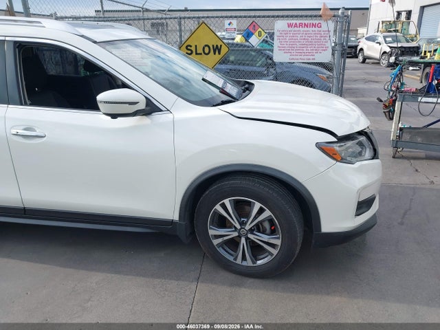 Nissan ROGUE SV 2019 JN8AT2MT6KW266199 Image 14