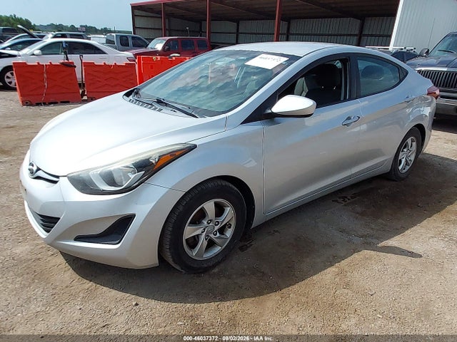 Hyundai ELANTRA SE 2015 5NPDH4AE9FH559294 Image 2