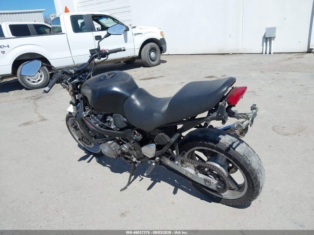 46037378 :رقم المزاد ، JS1GN79A4X2101247 vin ، 1999 Suzuki Gsx600 F مزاد بيع