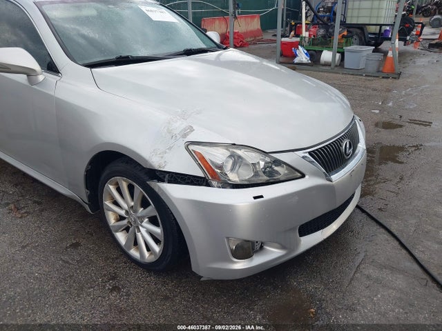 46037387 :رقم المزاد ، JTHCF5C21A5044257 vin ، 2010 Lexus Is 250 مزاد بيع
