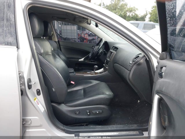 46037387 :رقم المزاد ، JTHCF5C21A5044257 vin ، 2010 Lexus Is 250 مزاد بيع