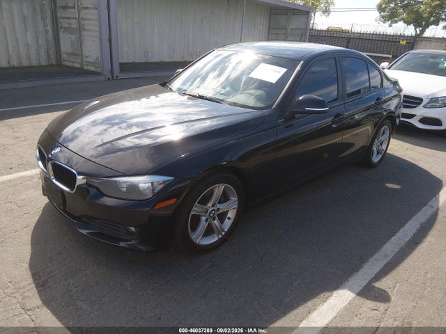 WBA3B1G57ENS78674 BMW 320i