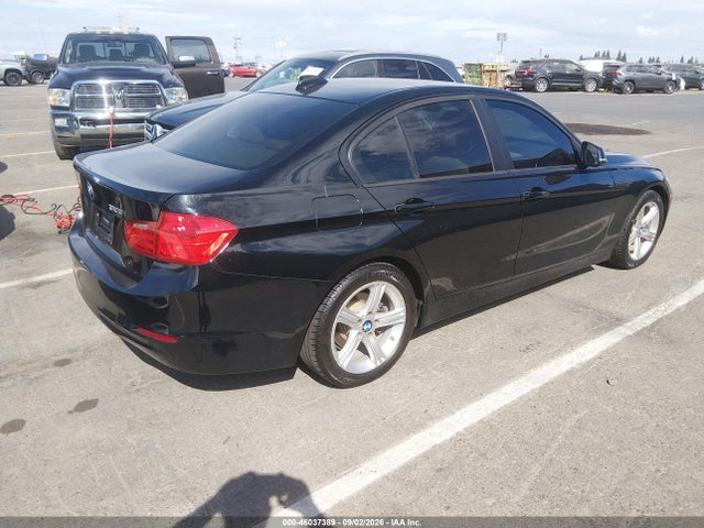 WBA3B1G57ENS78674 BMW 320i