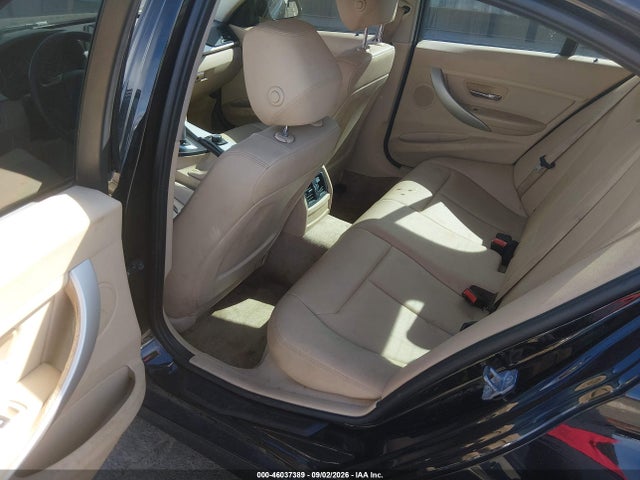 WBA3B1G57ENS78674 BMW 320i