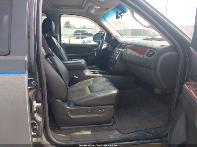 Aukcja sprzedaży 2011 Chevrolet Tahoe Lt, vin: 1GNSKBE05BR132233, numer aukcji: 46037393