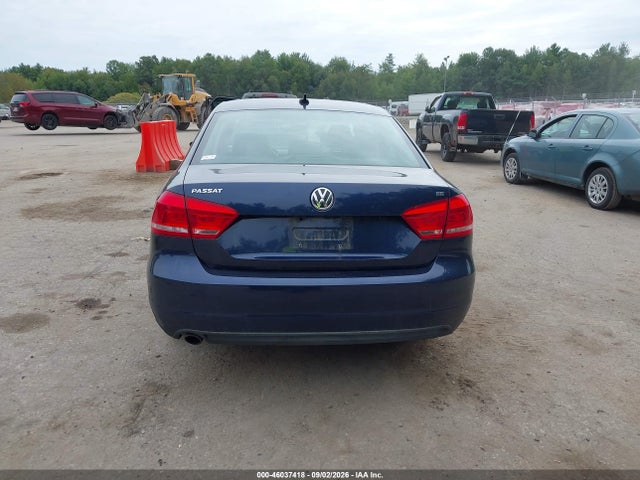 2014 Volkswagen Passat 2.5l Se მანქანა იყიდება აუქციონზე, vin: 1VWBP7A32EC005922, აუქციონის ნომერი: 46037418