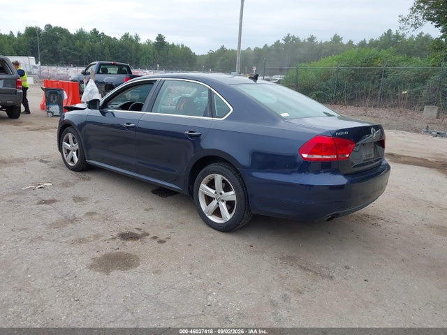 2014 Volkswagen Passat 2.5l Se მანქანა იყიდება აუქციონზე, vin: 1VWBP7A32EC005922, აუქციონის ნომერი: 46037418