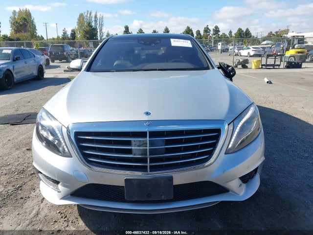 Mercedes-Benz S 550 2014 WDDUG8CB6EA008989 Image 12
