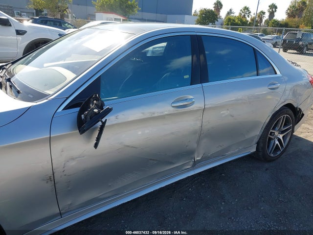 Mercedes-Benz S 550 2014 WDDUG8CB6EA008989 Image 6