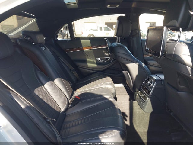 Mercedes-Benz S 550 2014 WDDUG8CB6EA008989 Image 8
