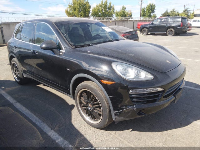 46037461 :رقم المزاد ، WP1AF2A22ELA39515 vin ، 2014 Porsche Cayenne Diesel مزاد بيع