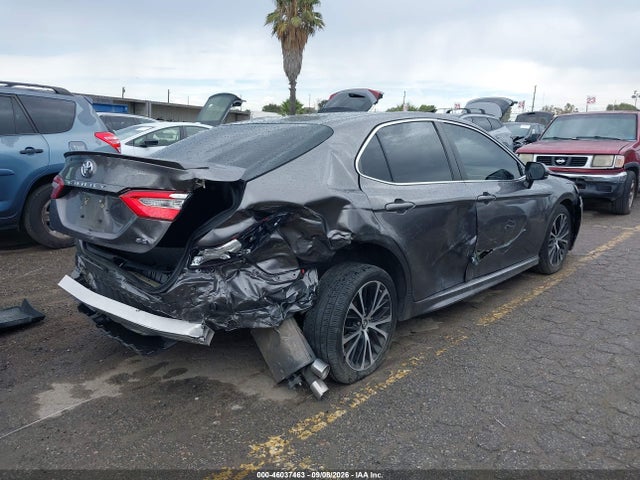 Toyota CAMRY SE 2018 4T1B11HK4JU643149 Image 4