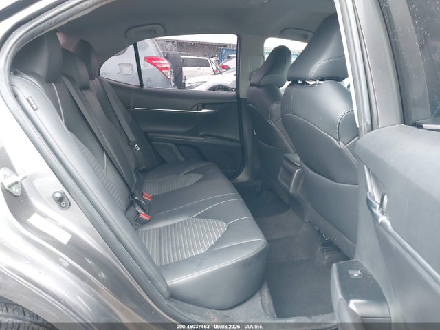 Toyota CAMRY SE 2018 4T1B11HK4JU643149 Image 8
