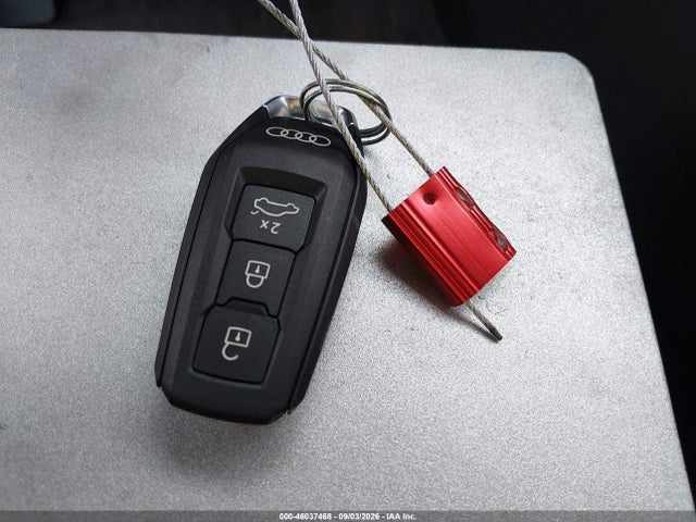Продаж на аукціоні авто 2026 Audi A6 Premium Plus Quattro S Tronic, vin: WAU55CFN2TN025112, номер лоту: 46037468