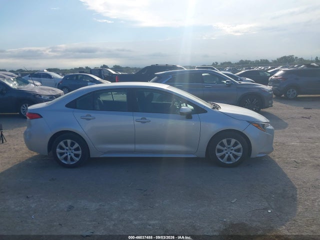 46037488 :رقم المزاد ، 5YFEPMAE6MP254312 vin ، 2021 Toyota Corolla Le مزاد بيع