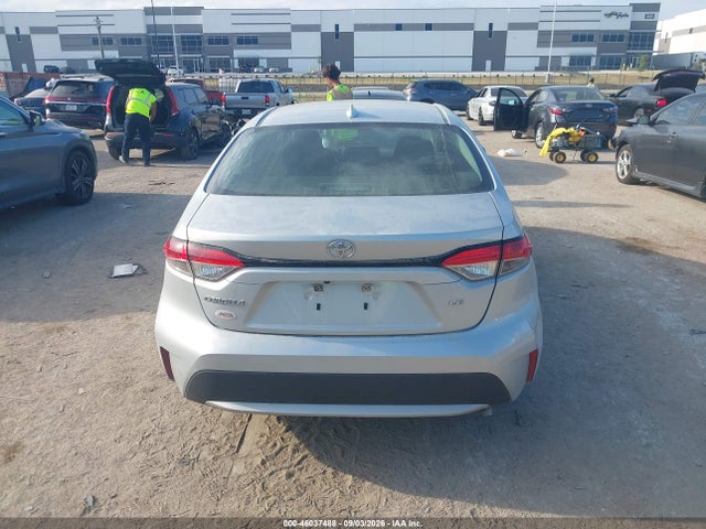 46037488 :رقم المزاد ، 5YFEPMAE6MP254312 vin ، 2021 Toyota Corolla Le مزاد بيع