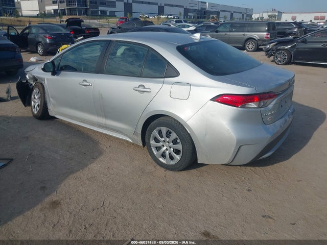 46037488 :رقم المزاد ، 5YFEPMAE6MP254312 vin ، 2021 Toyota Corolla Le مزاد بيع