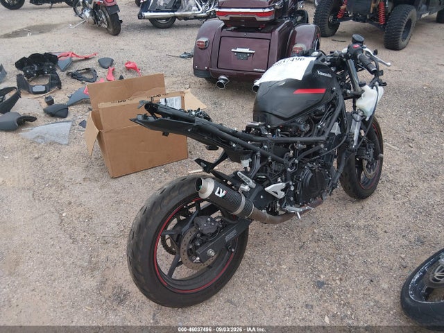 46037496 :رقم المزاد ، ML5EXGJ19SDA47070 vin ، 2025 Kawasaki Ex500 A/b مزاد بيع