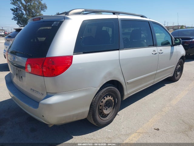 2010 Toyota Sienna Ce მანქანა იყიდება აუქციონზე, vin: 5TDKK4CC4AS312692, აუქციონის ნომერი: 46037533