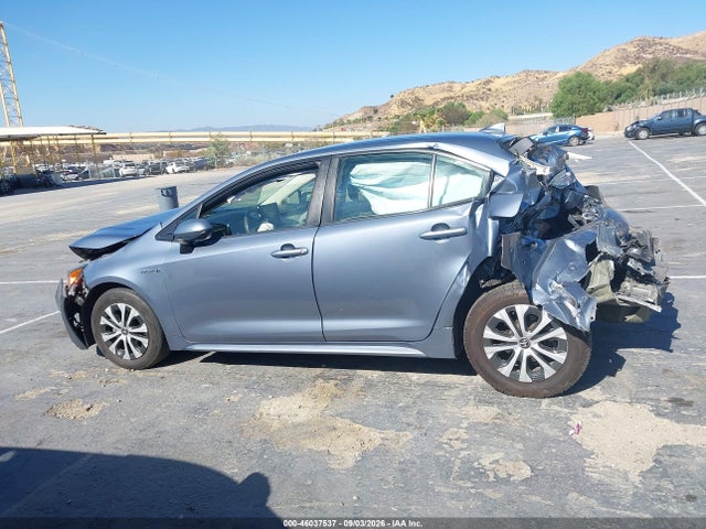 2021 Toyota Corolla Hybrid Le მანქანა იყიდება აუქციონზე, vin: JTDEAMDE4MJ001507, აუქციონის ნომერი: 46037537
