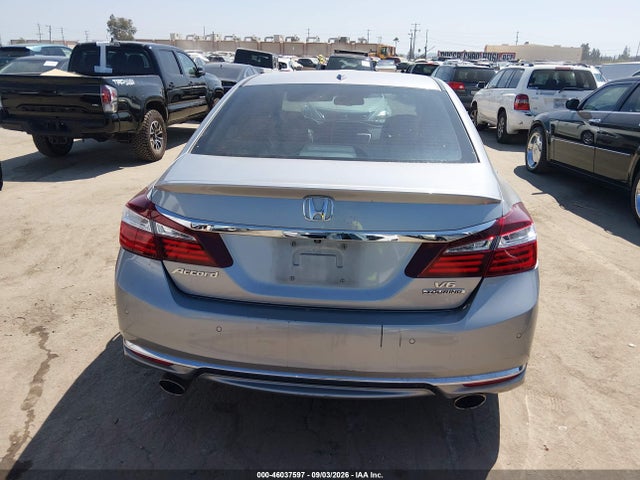 1HGCR3F94GA021725 Honda Accord Touring