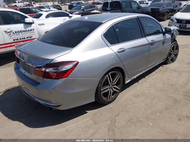 1HGCR3F94GA021725 Honda Accord Touring