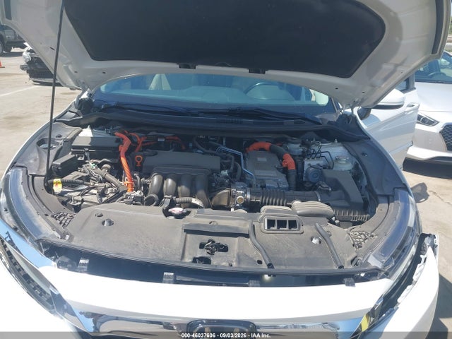 46037606 :رقم المزاد ، JHMZC5F38JC005586 vin ، 2018 Honda Clarity Plug-in Hybrid Touring مزاد بيع