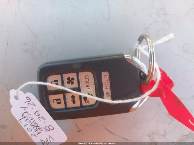 46037606 :رقم المزاد ، JHMZC5F38JC005586 vin ، 2018 Honda Clarity Plug-in Hybrid Touring مزاد بيع