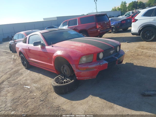 2005 Ford Mustang Gt Deluxe/gt Premium მანქანა იყიდება აუქციონზე, vin: 1ZVFT82H755137625, აუქციონის ნომერი: 46037609
