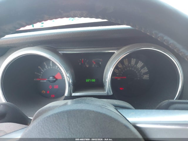 Aukcja sprzedaży 2005 Ford Mustang Gt Deluxe/gt Premium, vin: 1ZVFT82H755137625, numer aukcji: 46037609