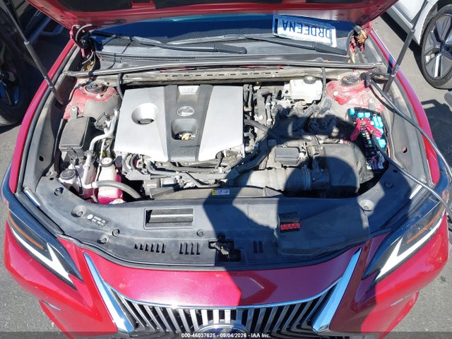 46037625 :رقم المزاد ، 58AEA1C10MU007353 vin ، 2021 Lexus Es 300h Luxury مزاد بيع