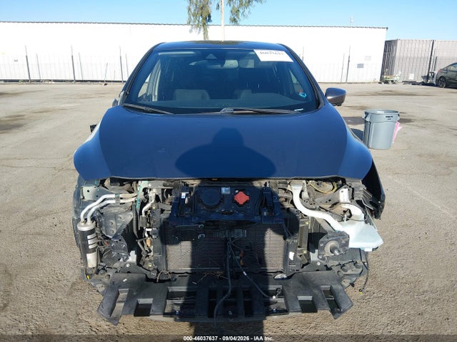 46037637 :رقم المزاد ، 1N4AZ1CV0NC550768 vin ، 2022 Nissan Leaf Sv 40 Kwh مزاد بيع