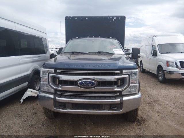 46037680 :رقم المزاد ، 1FDRF3H61LEE88409 vin ، 2020 Ford F-350 Chassis Xlt مزاد بيع