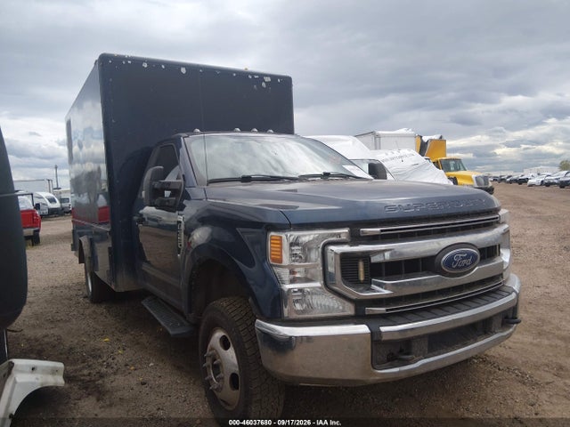 46037680 :رقم المزاد ، 1FDRF3H61LEE88409 vin ، 2020 Ford F-350 Chassis Xlt مزاد بيع