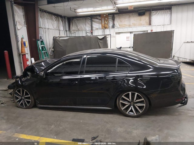 46037711 :رقم المزاد ، 3VW4S7AJ4EM363950 vin ، 2014 Volkswagen Jetta Gli Autobahn مزاد بيع