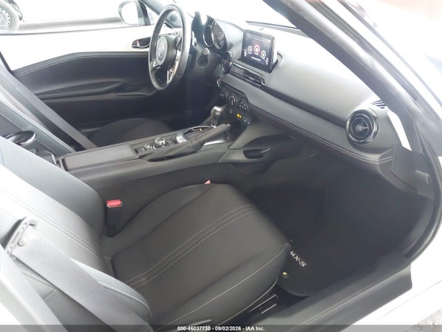 46037730 :رقم المزاد ، JM1NDAC74L0411320 vin ، 2020 Mazda Mx-5 Miata Club مزاد بيع