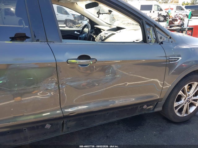 Ford ESCAPE SE 2017 1FMCU0G94HUA24064 Image 6