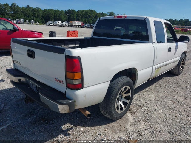 46037749 :رقم المزاد ، 2GTEC19V051175605 vin ، 2005 Gmc Sierra 1500 Sle مزاد بيع