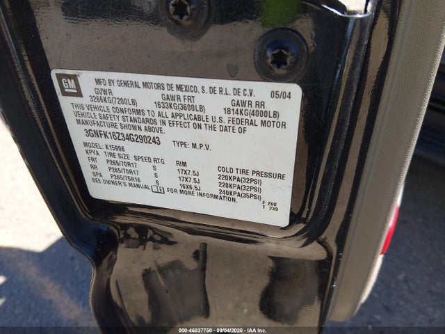 2004 Chevrolet Suburban K1500 მანქანა იყიდება აუქციონზე, vin: 3GNFK16Z34G290243, აუქციონის ნომერი: 46037750