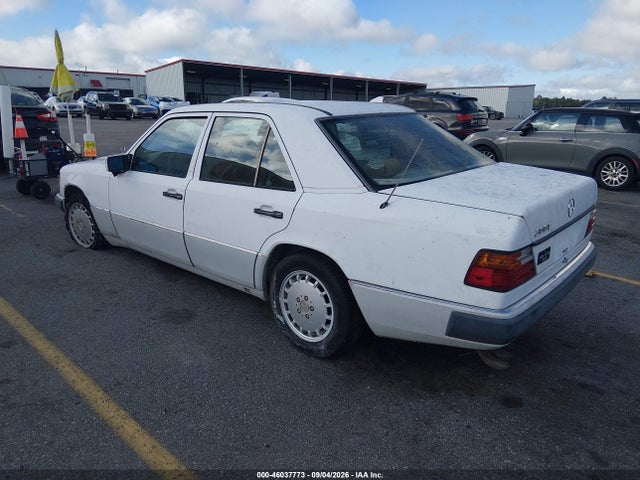 46037773 :رقم المزاد ، WDBEA30DXMB438072 vin ، 1991 Mercedes-benz 300 E مزاد بيع