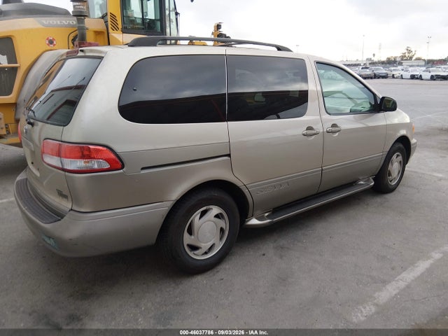 Aukcja sprzedaży 2002 Toyota Sienna Le, vin: 4T3ZF13C42U497313, numer aukcji: 46037786