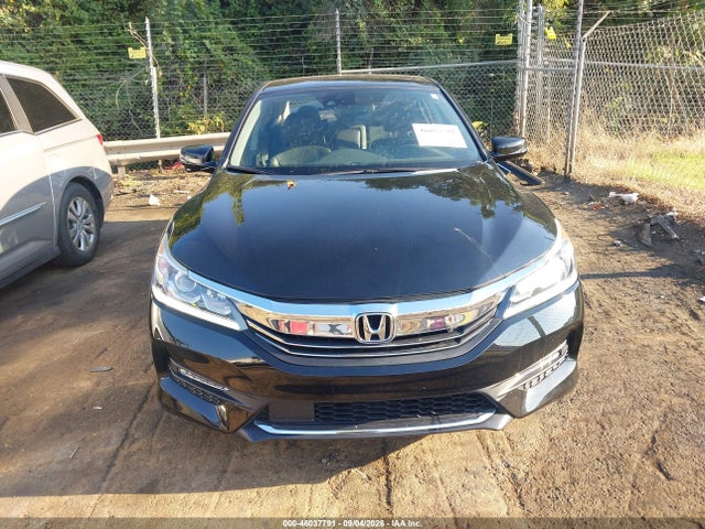 Продаж на аукціоні авто 2017 Honda Accord Ex-l, vin: 1HGCR2F98HA066193, номер лоту: 46037791