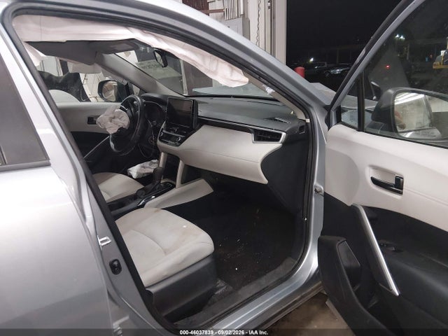 46037839 :رقم المزاد ، 7MUAAAAGXRV074416 vin ، 2024 Toyota Corolla Cross L مزاد بيع