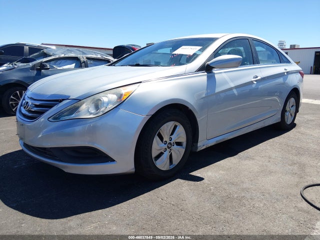 Hyundai SONATA GLS 2014 5NPEB4AC7EH822403 Image 2