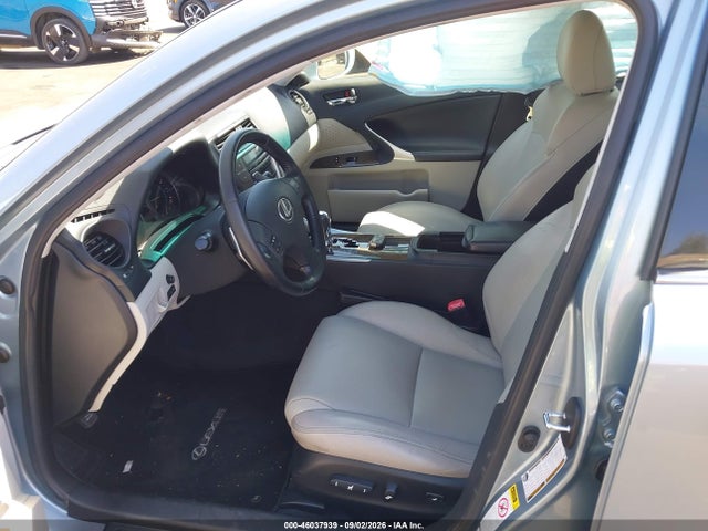 Продажа на аукционе авто 2010 Lexus Is 250, vin: JTHBF5C26A5111723, номер лота: 46037939