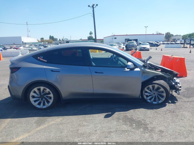 Продаж на аукціоні авто 2026 Tesla Model Y All-wheel Drive/long Range Launch Series/premium All-wheel Drive, vin: 7SAYGDEE5TF326508, номер лоту: 46037941