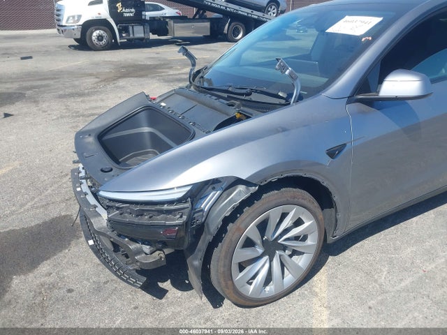 Продаж на аукціоні авто 2026 Tesla Model Y All-wheel Drive/long Range Launch Series/premium All-wheel Drive, vin: 7SAYGDEE5TF326508, номер лоту: 46037941