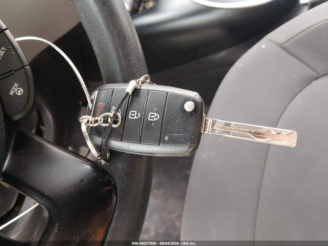 46037958 :رقم المزاد ، KNDJN2A28E7095861 vin ، 2014 Kia Soul مزاد بيع