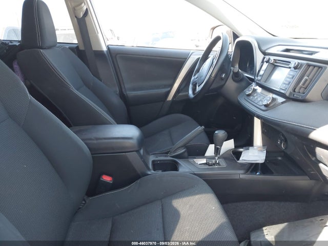 Toyota Rav4 Xle 2018 JTMWFREV3JD128423 Image 5
