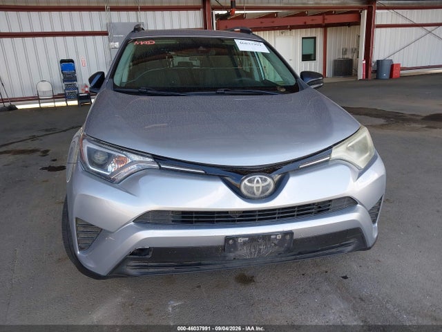 Toyota RAV4 LE 2017 2T3ZFREV1HW314438 Image 18